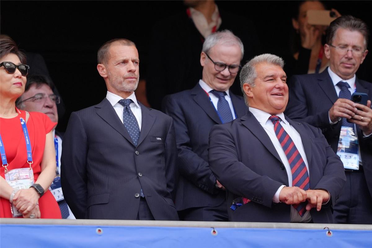 خوان لابورتا وألكسندر تشيفرين