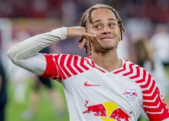 تمت ليس تشيلسي اتفاق حول انتقال تشافي سيمونز إلى الدوري الإنجليزي