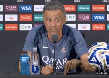 رد فعل متباين من لويس إنريكي قبل لقاء برشلونة في دوري أبطال أوروبا