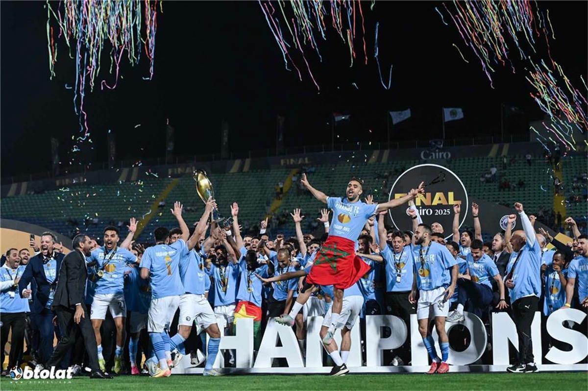 نيوز برو : رسميًا | بيراميدز يقطع الطريق على الزمالك ويجدد عقد لاعبه