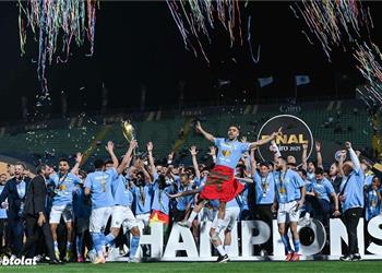 رسمي ا بيراميدز يقطع الطريق على الزمالك ويجدد عقد لاعبه