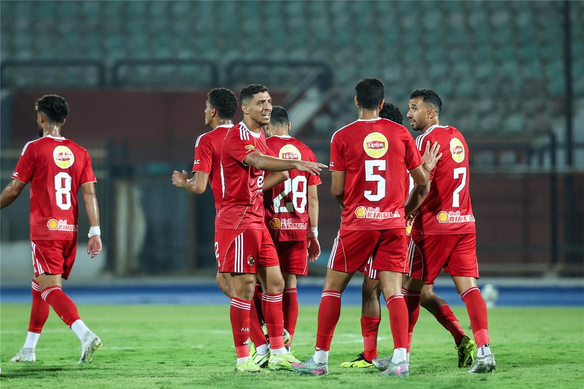 نيوز برو : فيديو | ثنائي الأهلي الجديد يتقدم بهدفين أمام بتروجيت في الشوط الأول