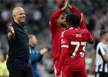 رسمي ا ليفربول يعلن عن تجديد عقد لاعبه