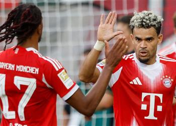 فيديو لويس دياز يواصل التألق وبايرن ميونخ ينجو من فخ أوجسبورج في الدوري الألماني