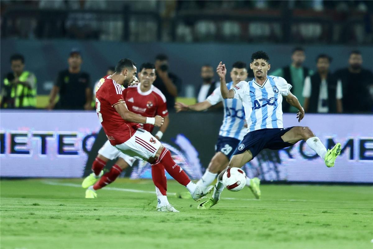 الأهلي وبيراميدز