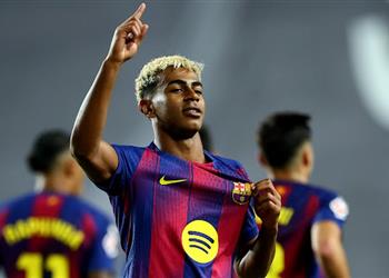 فيديو لامين يامال يسجل هدف برشلونة الأول أمام رايو فاليكانو