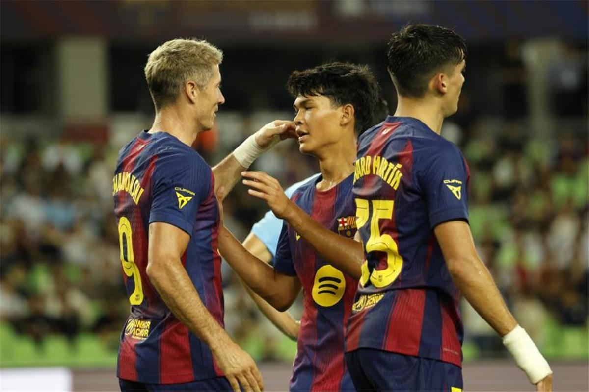 لاعبو برشلونة