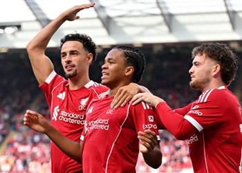 فيديو نجوموها يتألق ويقود ليفربول لاكتساح أتلتيك بلباو برباعية في الودية الأولى