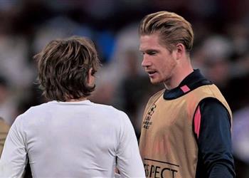 دي بروين يتحدث عن مواجهة مودريتش ويؤكد 3 أندية مرشحة دائم ا للفوز بالدوري الإيطالي