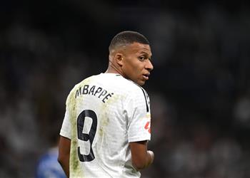 بعد مبابي ريال مدريد يكشف صاحب القميص رقم 9