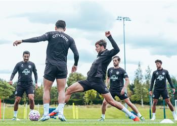 تشكيل مانشستر سيتي المتوقع أمام باليرمو اليوم ودي ا