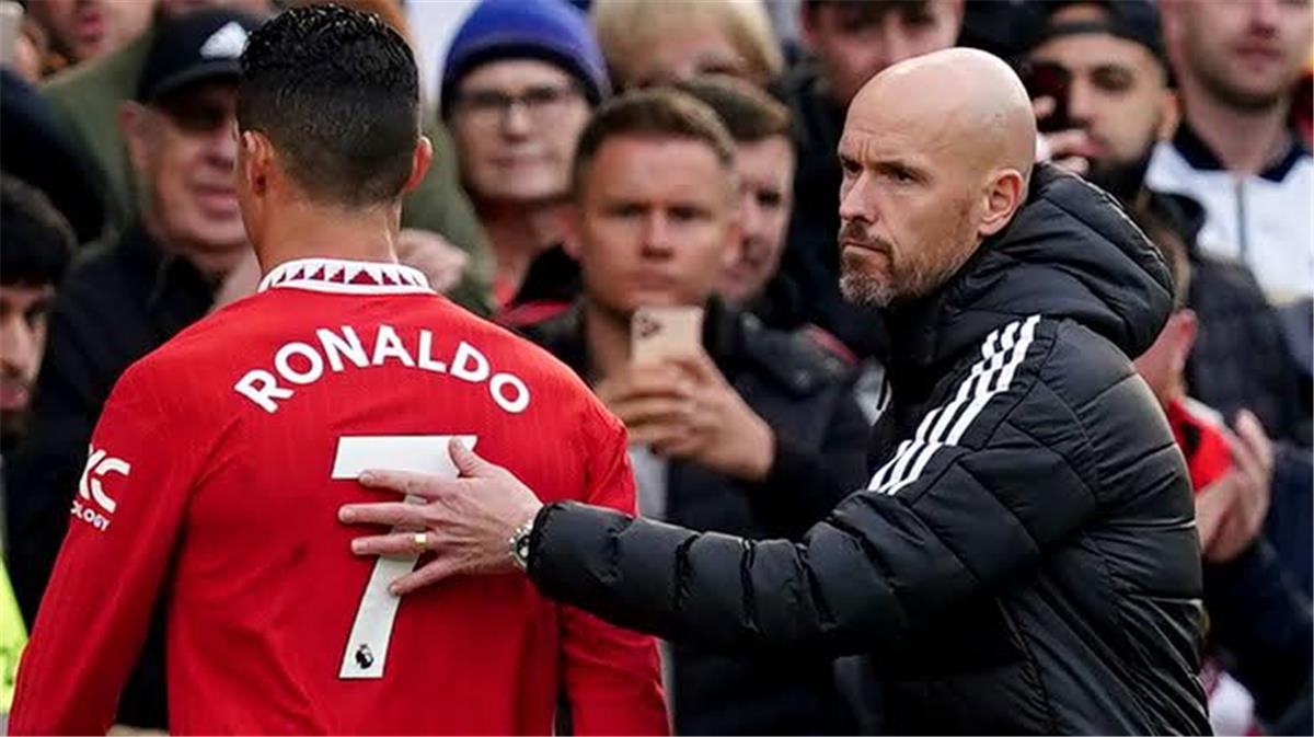 تين هاج: رونالدو لم يكن المشكلة في مانشستر يونايتد.. وفزت ببطولتين بعد رحيله