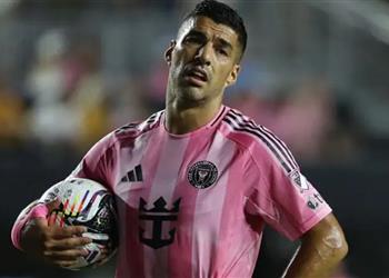 فيديو بصق على المدرب سواريز يواصل إثارة الجدل بعد هزيمة إنتر ميامي