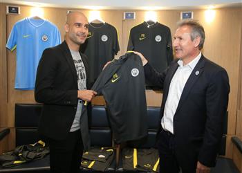 بيجيريستين يدافع عن جوارديولا امنحوه 3 أشياء وسترون أفضل كرة قدم في العالم