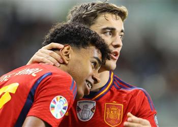 دي لا فوينتي نتألم بسبب جافي ولا أتفق مع هانز فليك