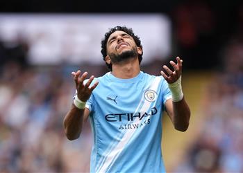 بينهم عمر مرموش فيروس الفيفا يضرب الأندية في مقتل خلال التوقف الدولي