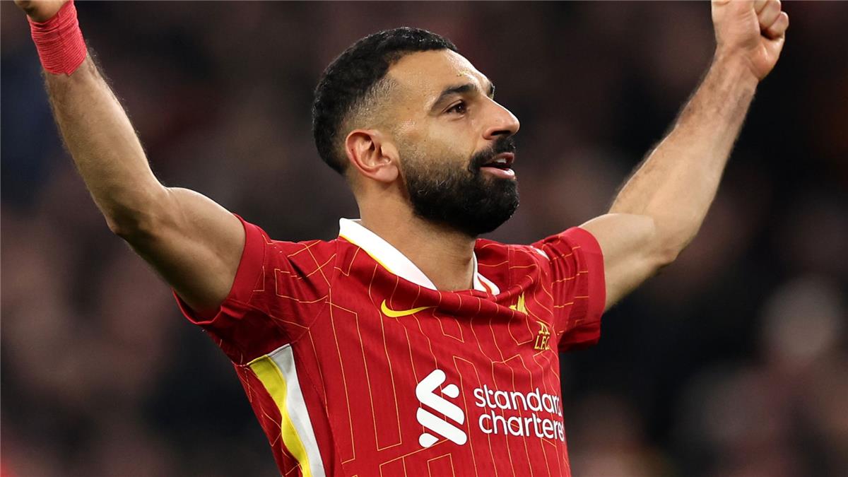 اخبار نيوز : لاعب مانشستر يونايتد: محمد صلاح من أصعب الخصوم الذين واجهتهم