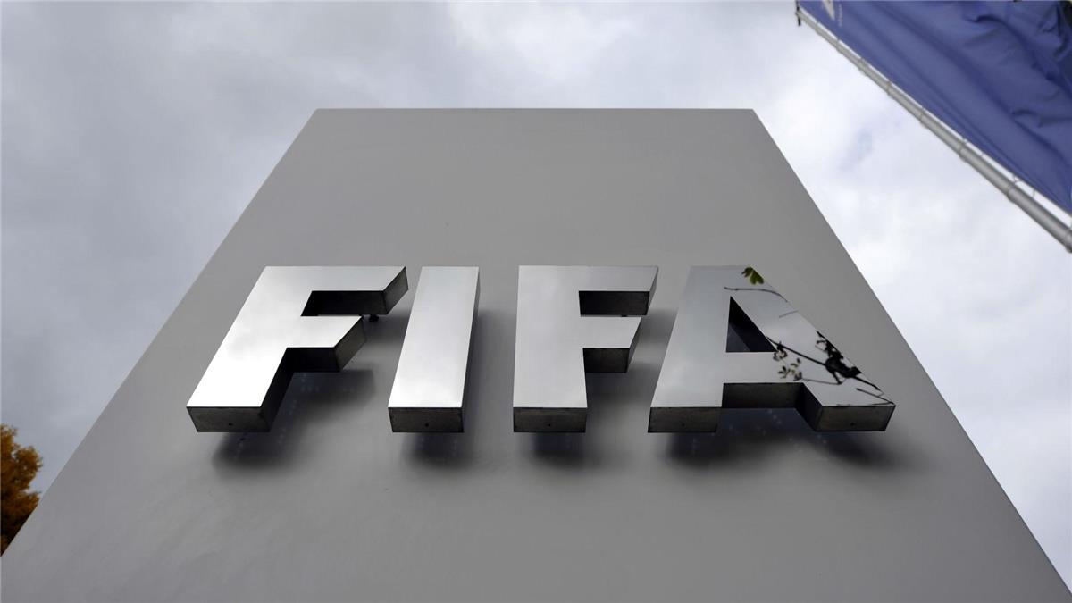 اخبار نيوز : فيفا يقرر تغييرًا جذريًا في التوقف الدولي بدءًا من 2026