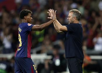 لامين يامال يكشف عن نصائح فليك له قبل المباريات ويصرح هذا ما سأفعله إذا فزت بـ الكرة الذهبية