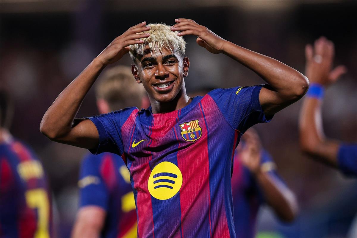 اخبار نيوز : لامين يامال يوضح منافس برشلونة على لقب الليجا.. ويرشح 5 فرق للفوز بـ دوري أبطال أوروبا