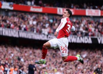 فيديو صاروخية زوبيميندي تقود آرسنال لاكتساح نوتينجهام فورست بثلاثية في الدوري الإنجليزي