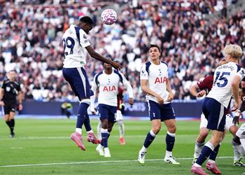 فيديو توتنهام يصعد للوصافة مؤقت ا بثلاثية أمام وست هام في الدوري الإنجليزي