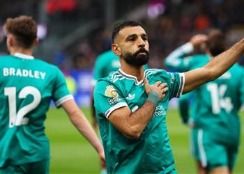 سلوت يكشف لماذا لا يستبدل محمد صلاح في مباريات ليفربول