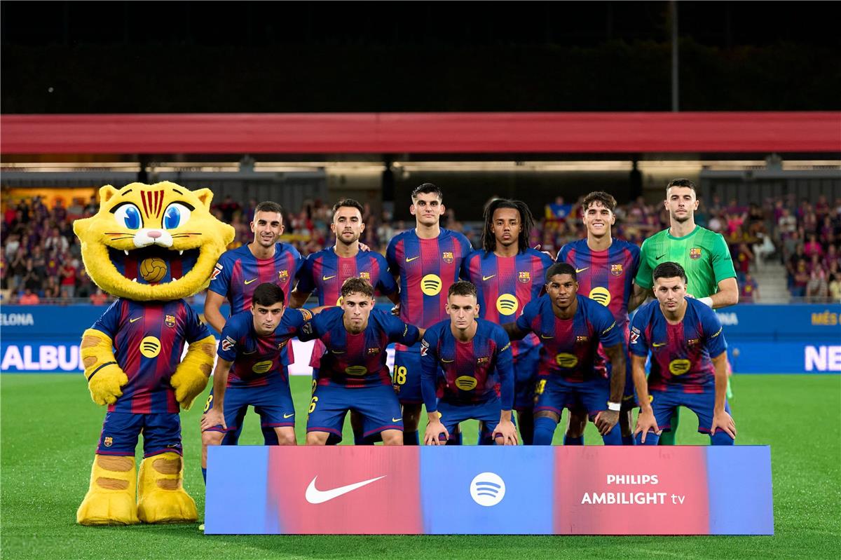 اخبار نيوز : رجل مباراة برشلونة وفالنسيا في الدوري الإسباني