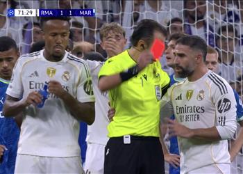 فيديو كارفاخال يتعرض للطرد بعد تصرف سيء مع حارس مارسيليا