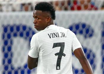 فينيسيوس يواصل مسلسل الحرب النفسية في ريال مدريد بعد الفوز على مارسيليا