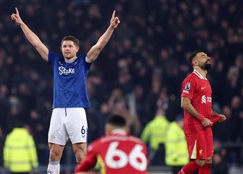 غموض بشأن مصير مباراة ليفربول وإيفرتون في الدوري الإنجليزي