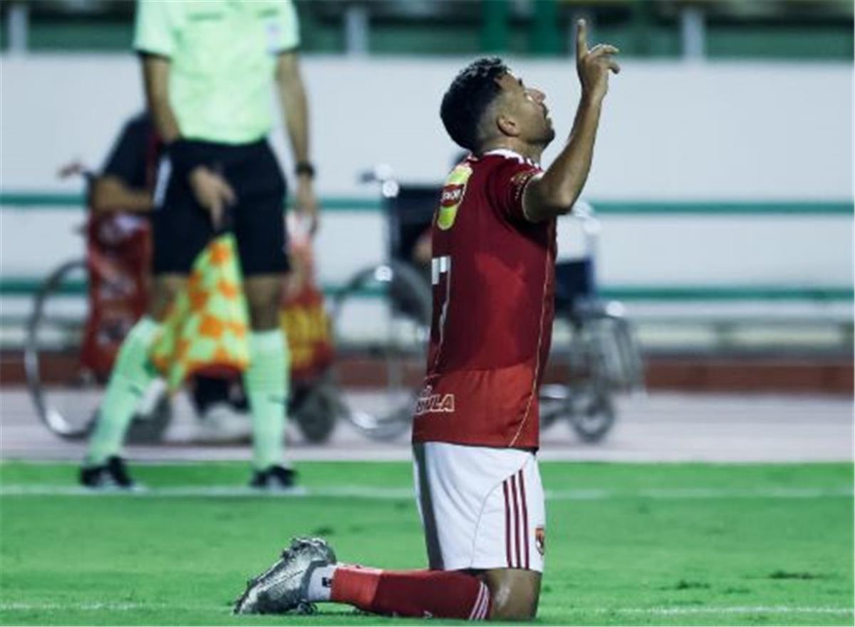 نيوز برو : فيديو | بـR2 رائعة.. تريزيجيه يسجل هدف الأهلي الأول أمام سيراميكا كليوباترا
