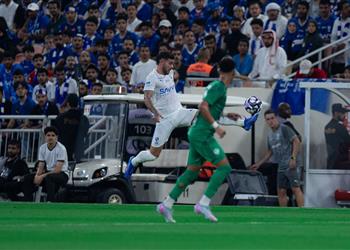 فيديو الأهلي يخطف تعادل ا مثير ا من الهلال في الدوري السعودي
