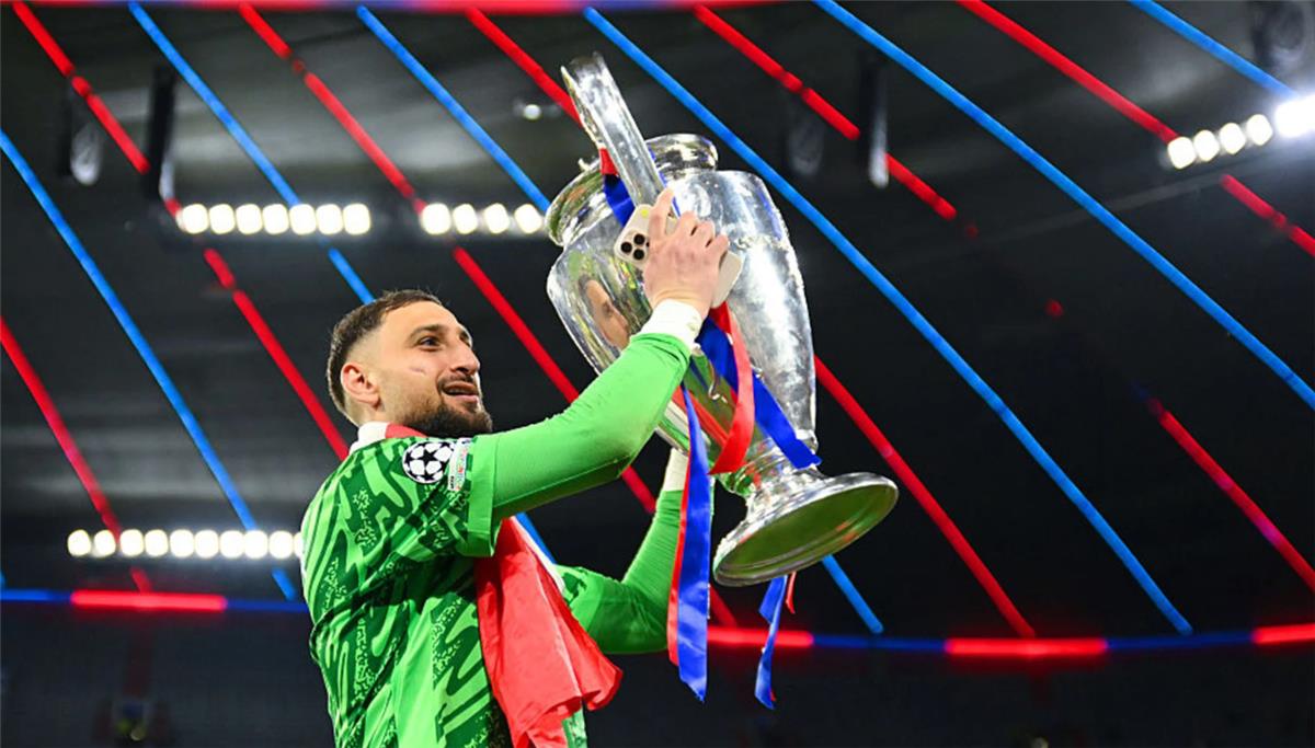 اخبار نيوز : دوناروما: جوارديولا أحد أعظم المدربين في التاريخ وأعدكم بمزيد من البطولات