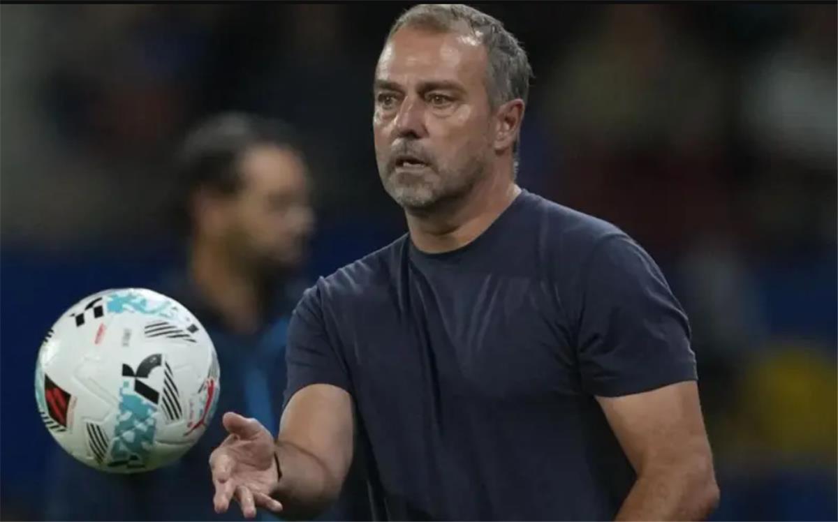 نيوز برو : فليك: لم أوجه كلامي لـ ريال مدريد.. ولا أريد التحدث عن الخصم