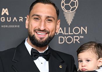 دوناروما يفوز بجائزة ياشين لـ أفضل حارس مرمى 2025