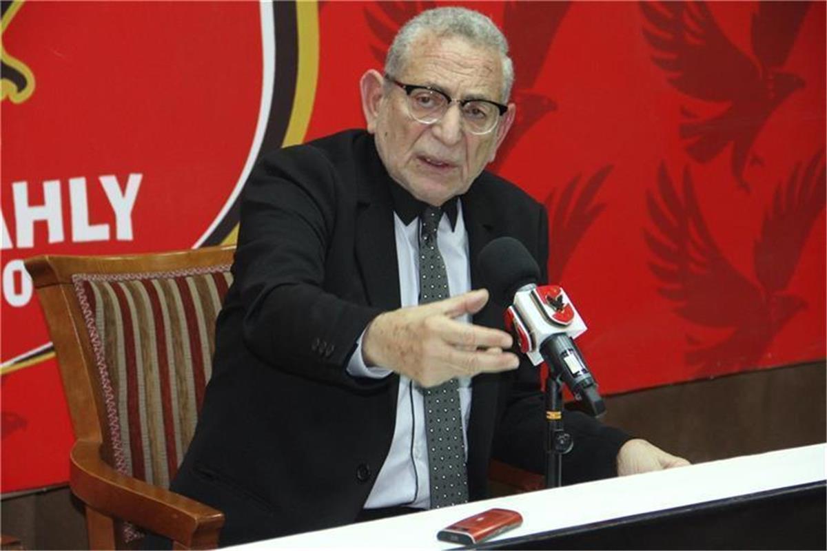 عدلي القيعي يرد على تصريحات ميدو وشيكابالا بشأن زيزو