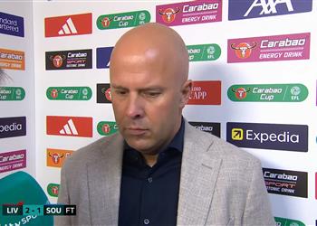 سلوت يلوم لاعب ليفربول بقوة على تصرفه أمام ساوثهامبتون ما قام به أمر غبي