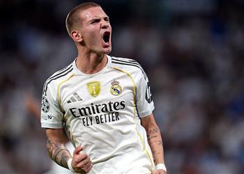 ماستانتونو يستفز لامين يامال وجماهير برشلونة بتصريح مثير