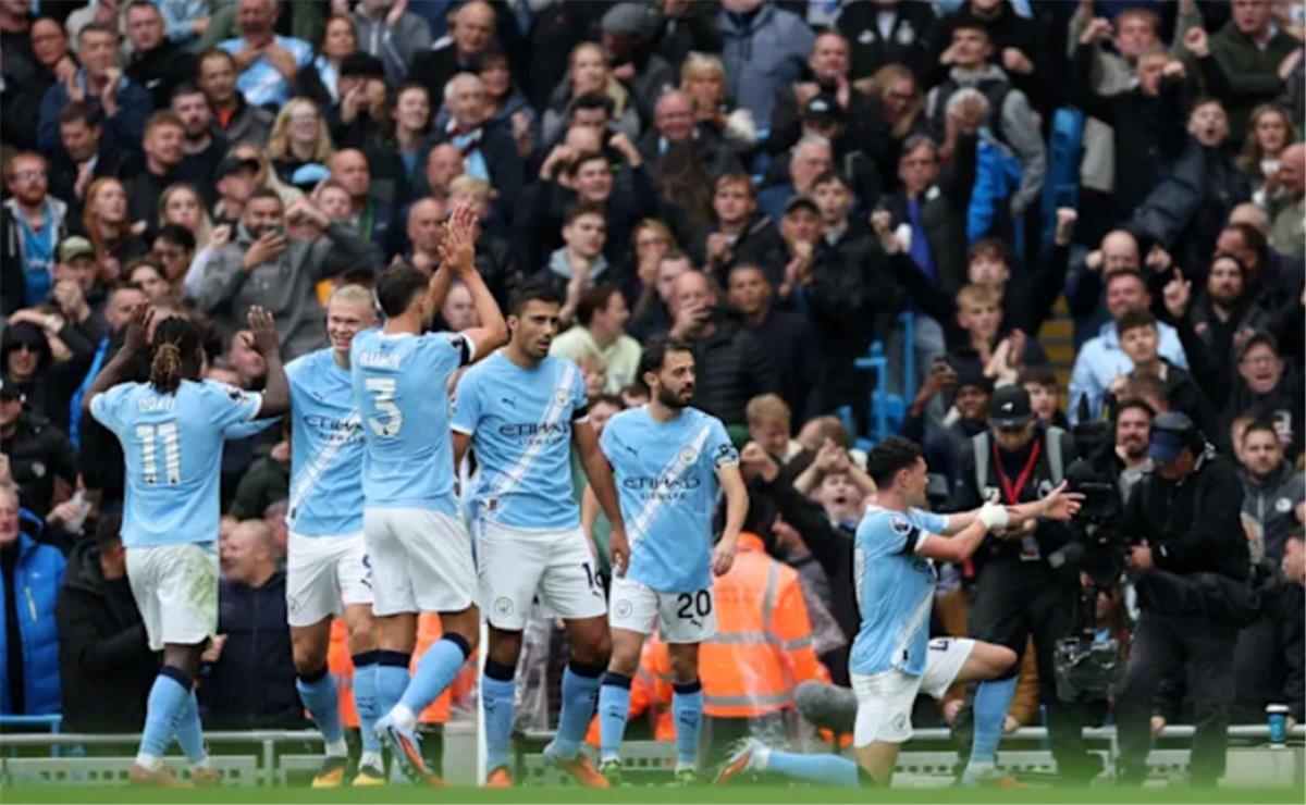 تشكيل مانشستر سيتي أمام هدرسفيلد في كأس كاراباو.. تغييرات بالجملة
