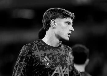 ليوني يوجه رسالة لجماهير ليفربول بعد إصابته بالرباط الصليبي