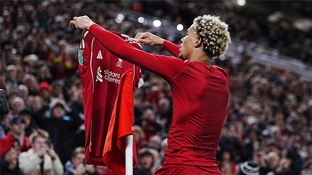 ليفربول يعاقب إيكتيكي بعد طرده أمام ساوثهامبتون