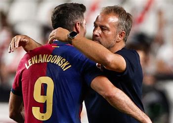 بطلب من فليك برشلونة يراقب بديل ليفاندوفسكي من الدوري الألماني