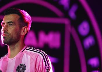 بوسكيتس يعلن موعد اعتزاله كرة القدم ويوجه رسالة عاطفية