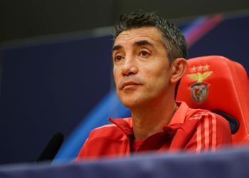 مصدر يكشف لـ بطولات طلبات برونو لاج للموافقة على تدريب الأهلي