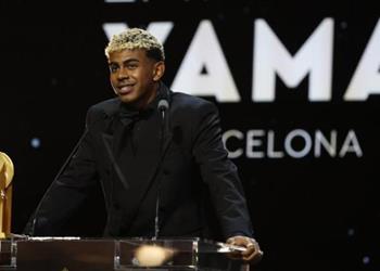 فرانس فوتبول تكشف عدد النقاط التي حصدها لامين يامال في جائزة كوبا 2025