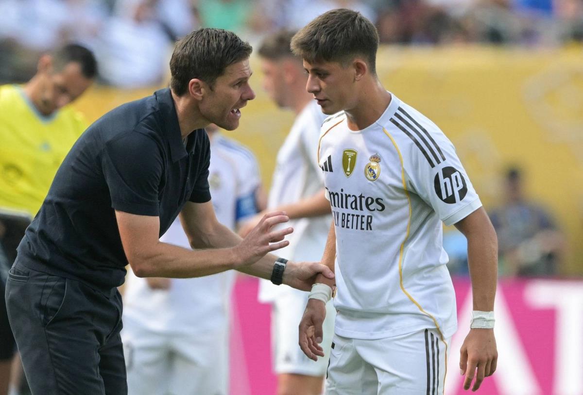 تشكيل ريال مدريد أمام أتلتيكو مدريد في الدوري الإسباني .. موقف بيلينجهام
