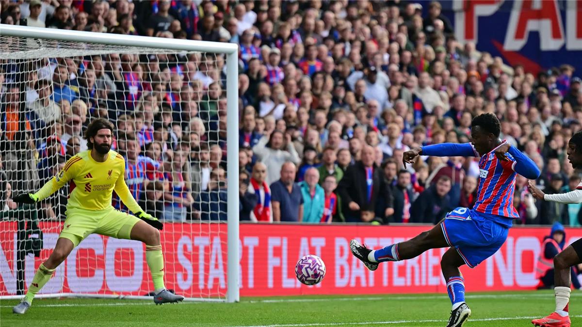 ترتيب الدوري الإنجليزي بعد خسارة ليفربول وفوز مانشستر سيتي