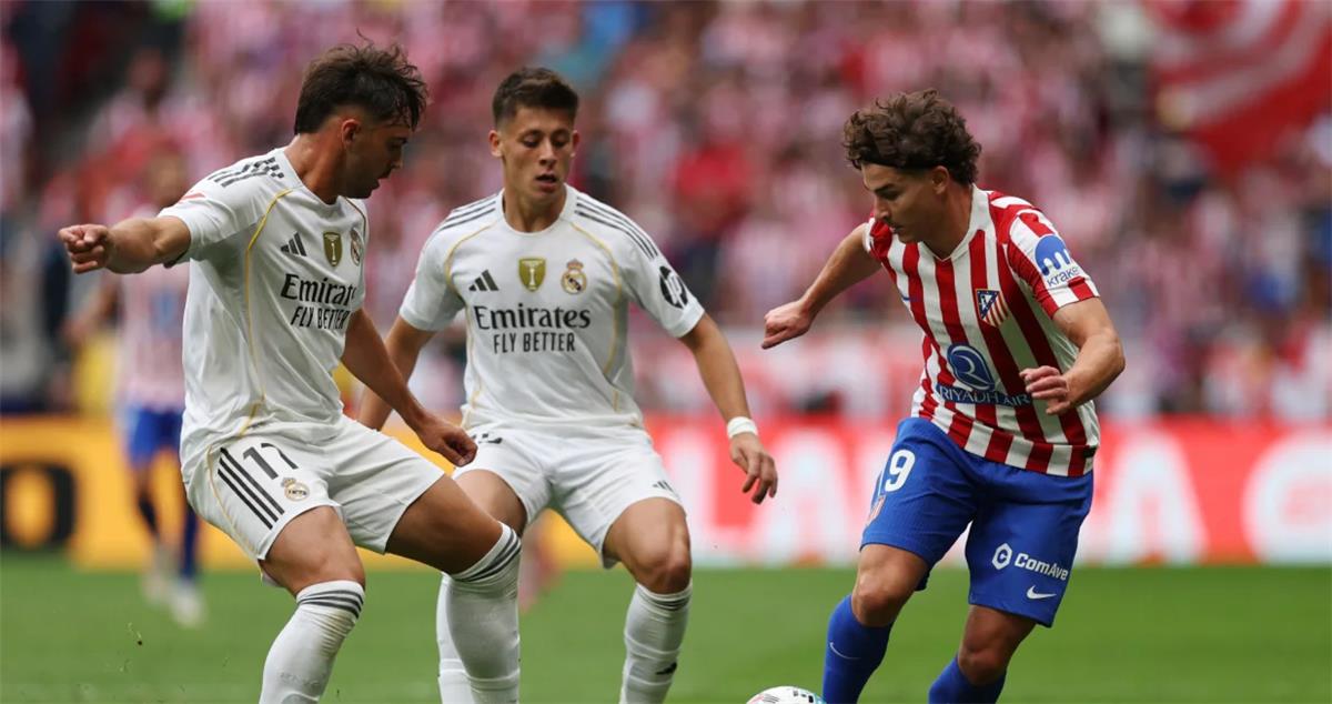 رجل مباراة ريال مدريد وأتلتيكو مدريد في الدوري الإسباني