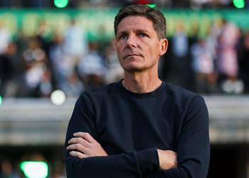 مدرب كريستال بالاس بعد الفوز على ليفربول غضب زوجتي منعني من الاحتفال